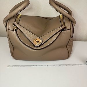 Designer Inspired Crossbody Bag- Lindy Taupe